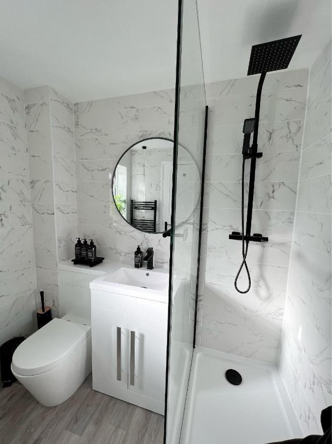 Stunning Apartment In Beckton With Private Entrance London Luaran gambar